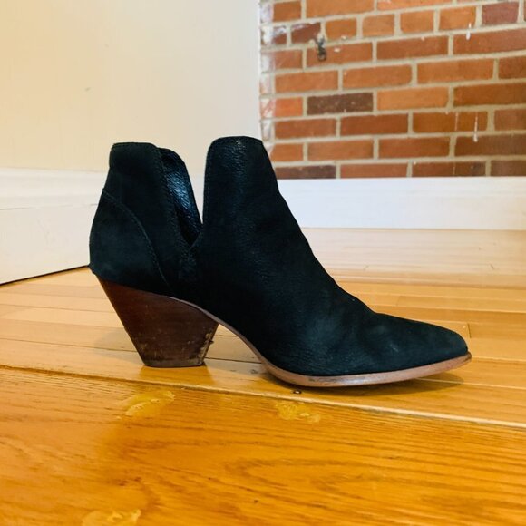 Frye Regina Heel Ankle Boot - Size 8 - Picture 2 of 16